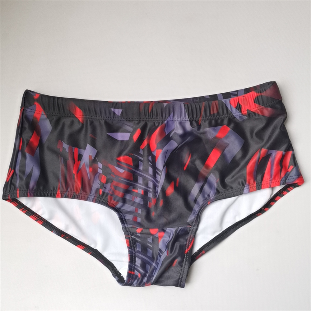 ชุดว่ายน้ำของผู้ชายแบบบราซิลเล - Trunks Board Surf บทวิจารณ์และราคา